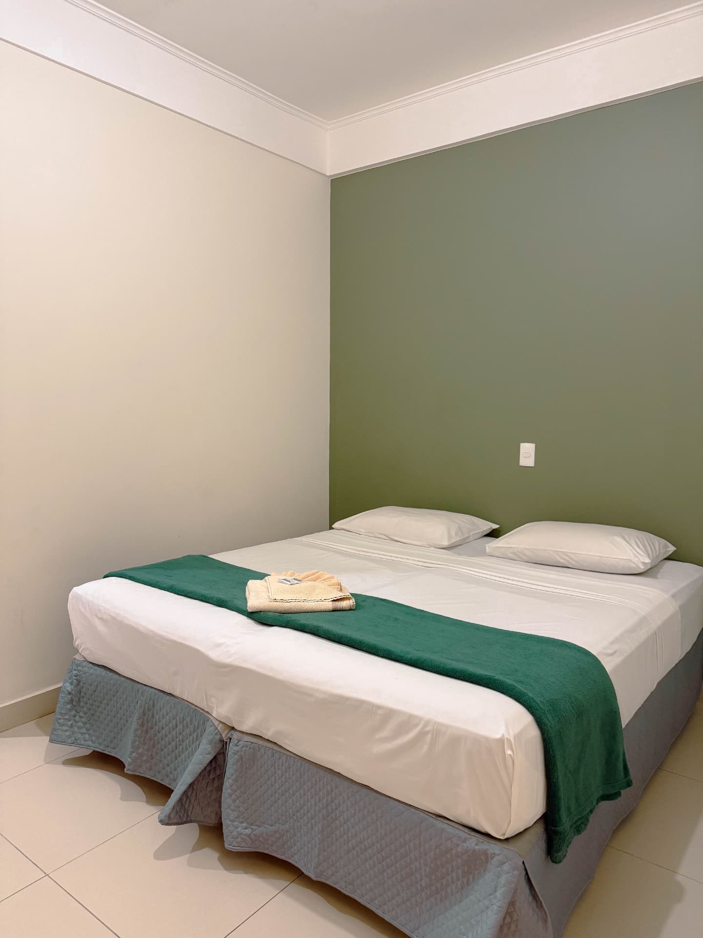 Quarto Duplo — Emburi Hotel